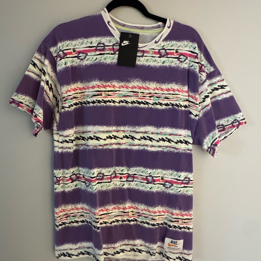 Nike Men's Multicolor Striped Tee